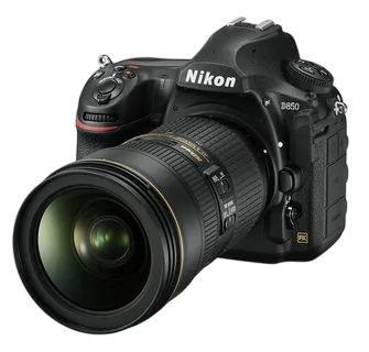 Nikon D780